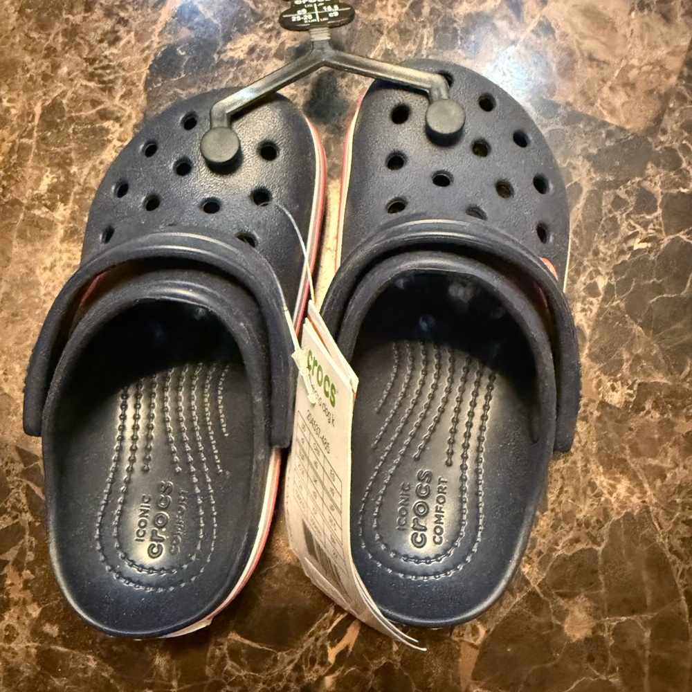 CROCS Crocband Navy Sandals